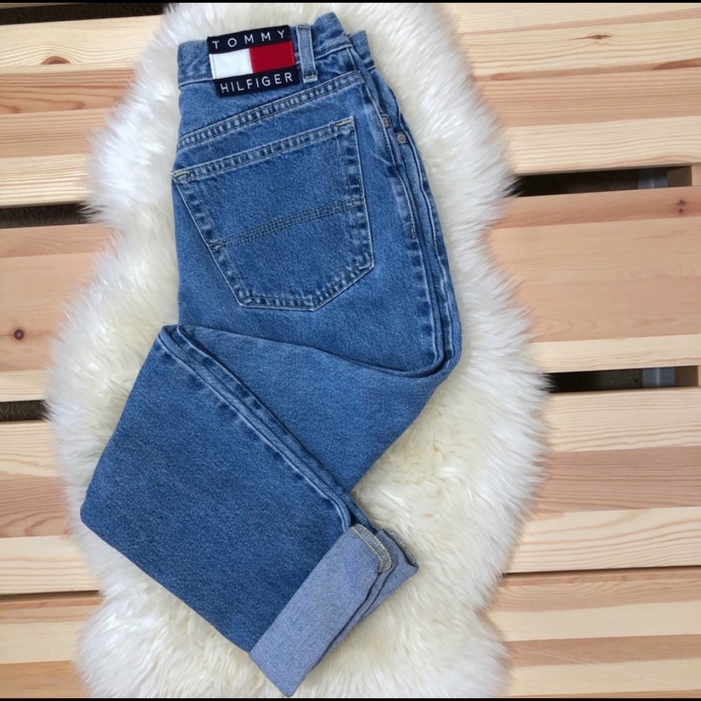 Tommy Hilfiger Spell out vintage 90s mom jean rare